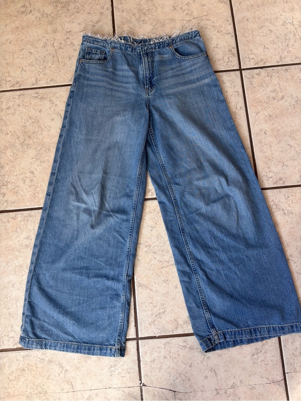Gap baggy mid  rise Wide Leg High-Rise Women’s Jeans in Light Blue 27/4